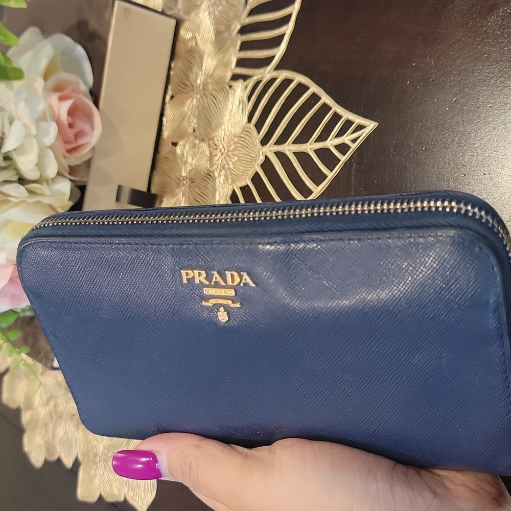Authentic Prada Zippy Wallet - image 5